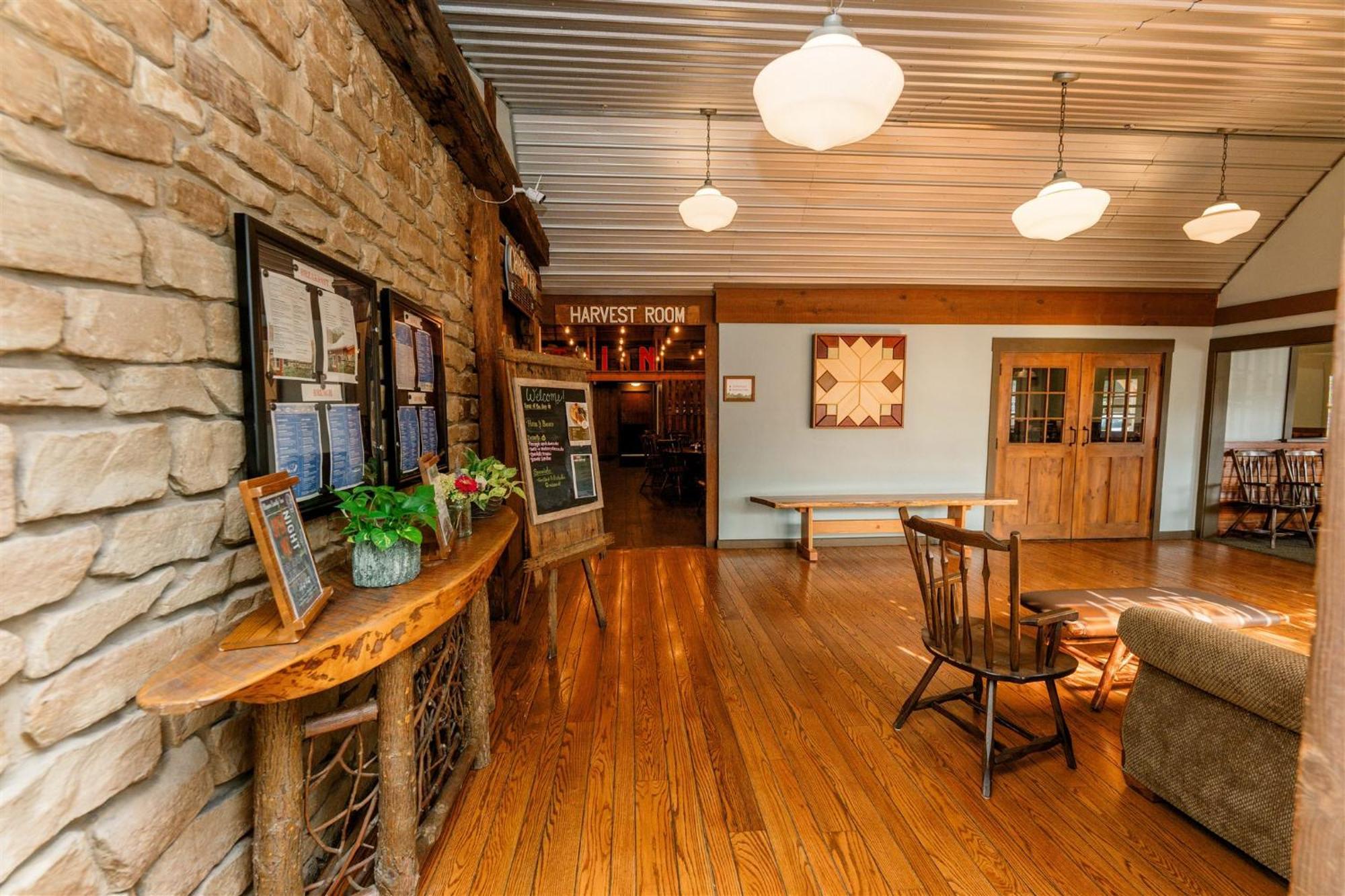 Brown County Inn Nashville Eksteriør bilde