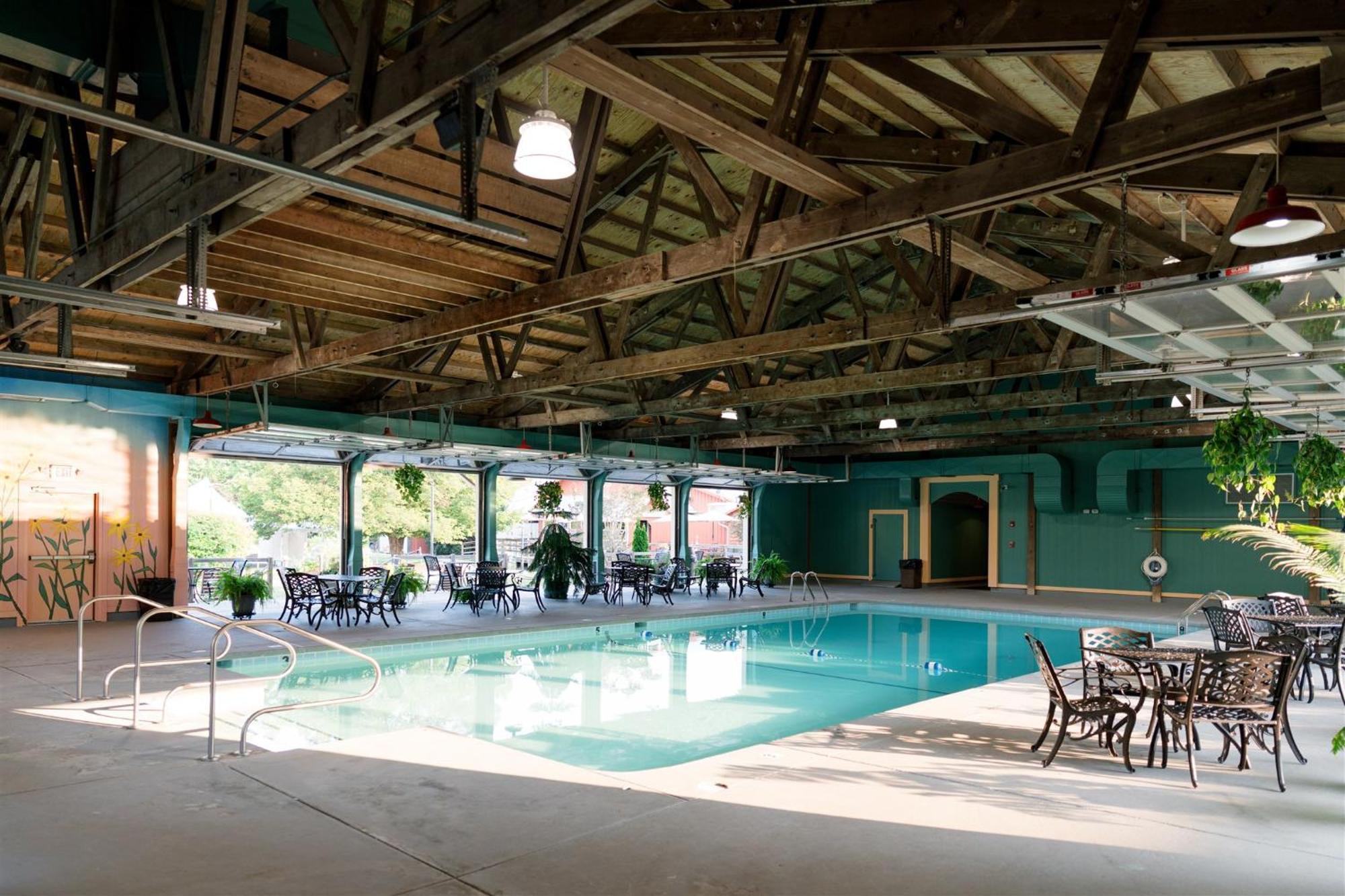 Brown County Inn Nashville Eksteriør bilde