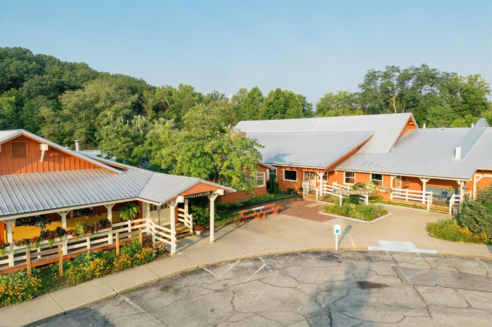 Brown County Inn Nashville Eksteriør bilde