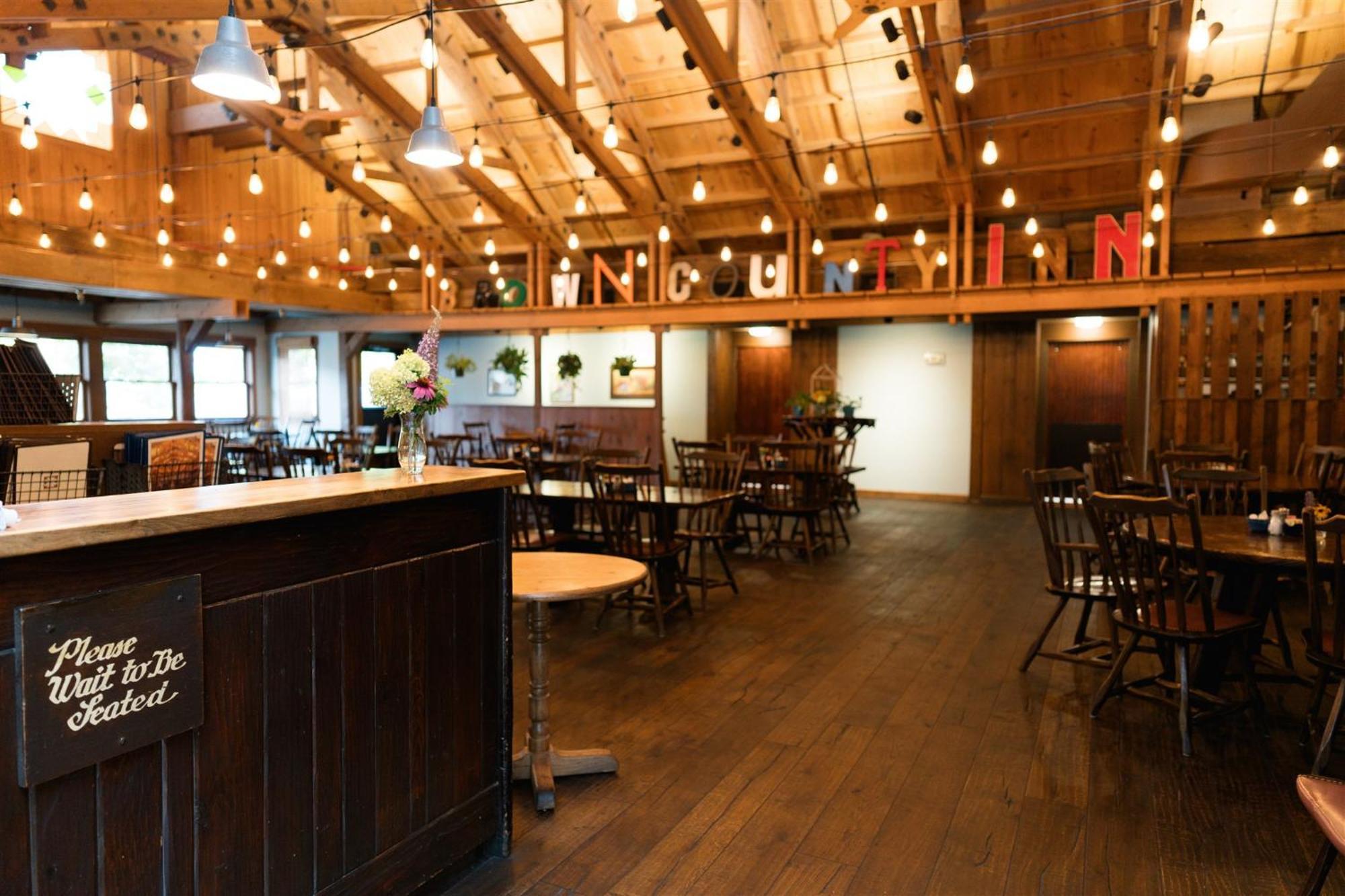 Brown County Inn Nashville Eksteriør bilde