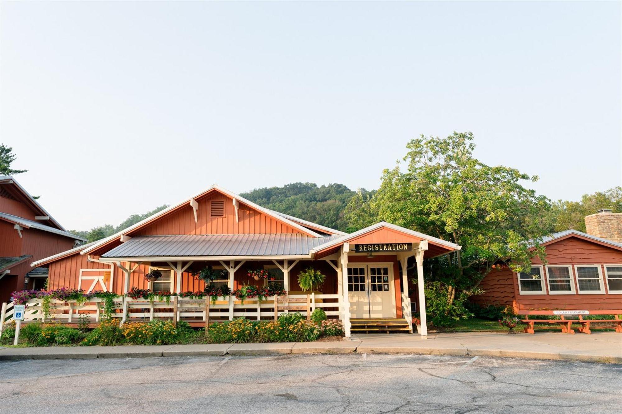 Brown County Inn Nashville Eksteriør bilde