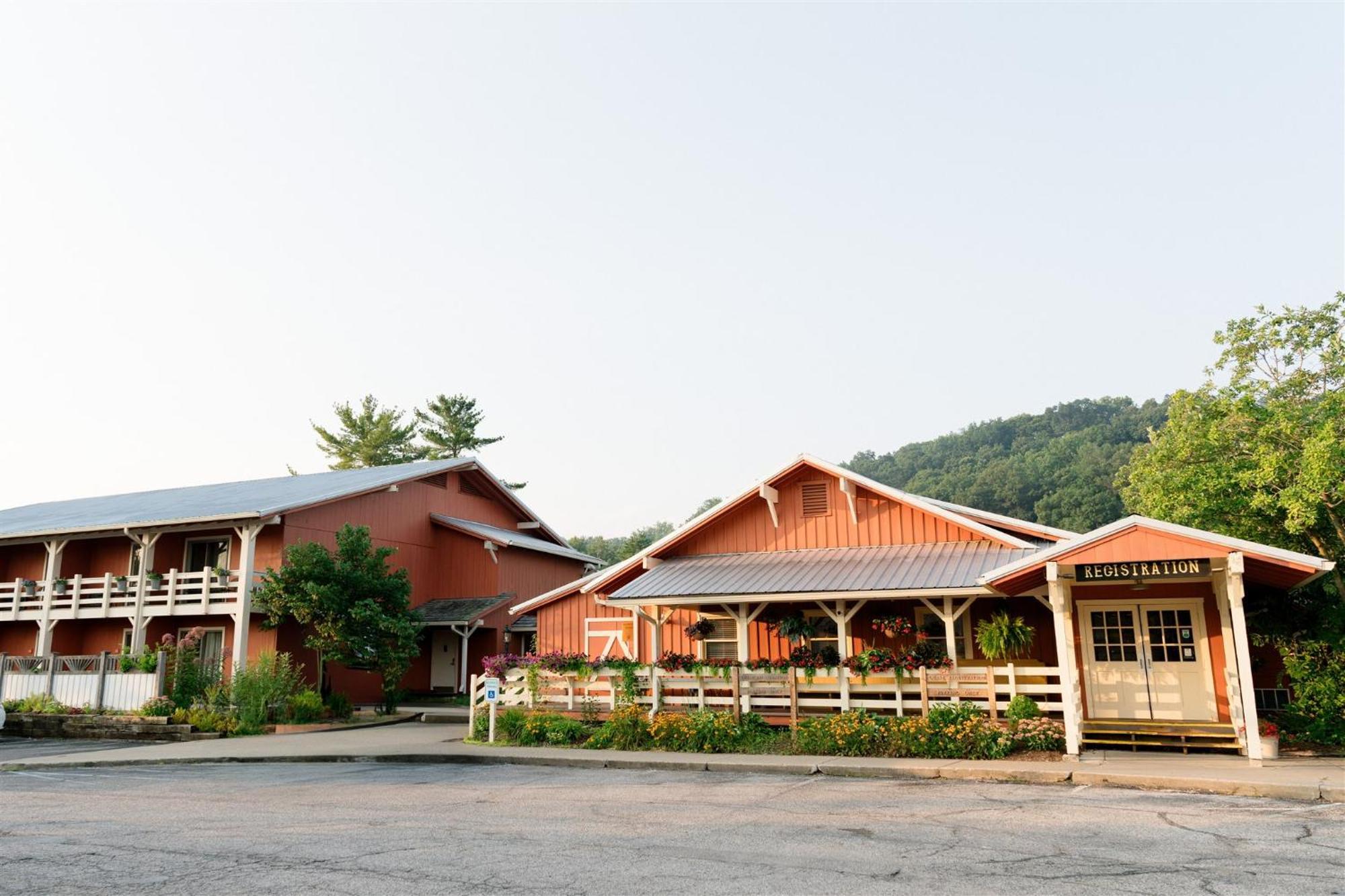 Brown County Inn Nashville Eksteriør bilde
