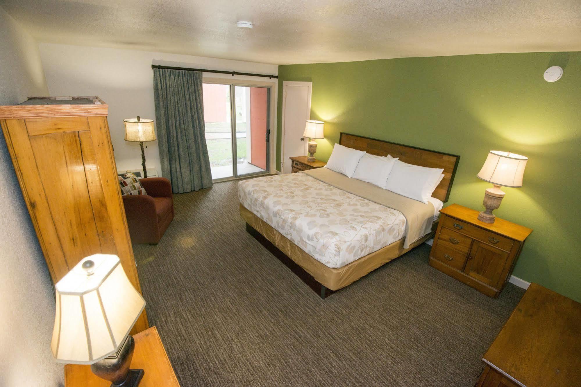 Brown County Inn Nashville Eksteriør bilde